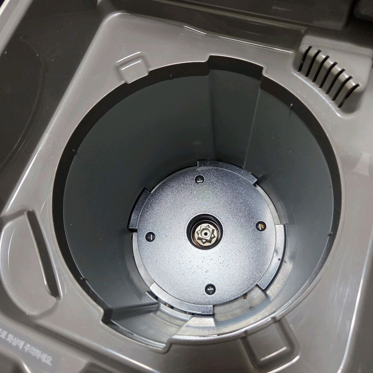 쿠쿠 음식물처리기 이미지