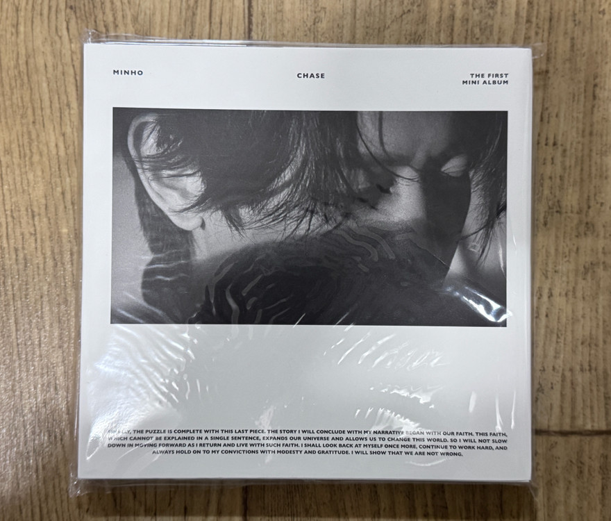 샤이니 민호 컴플리트 ver. 블랙 화이트 일괄--1