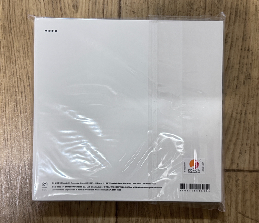 샤이니 민호 컴플리트 ver. 블랙 화이트 일괄--2