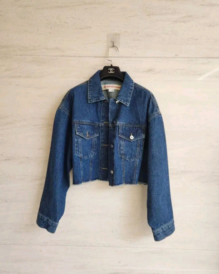 (새상품)쥬시쥬디 크롭 데님자켓 55~66사이즈--4