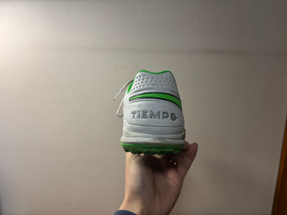 [270] 나이키 티엠포 레전드8 프로 TF 풋살화--3