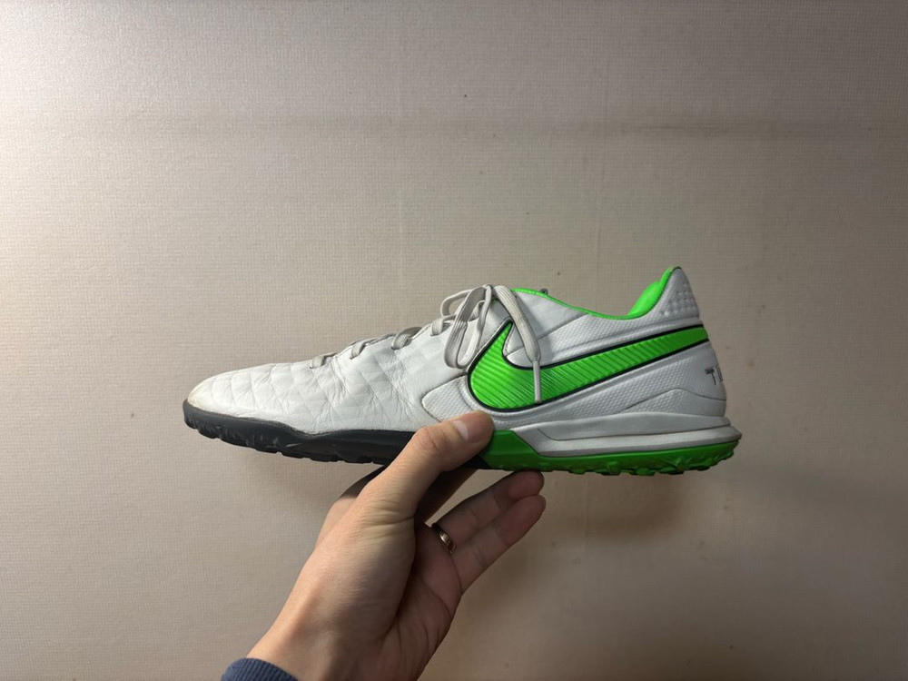 [270] 나이키 티엠포 레전드8 프로 TF 풋살화--5