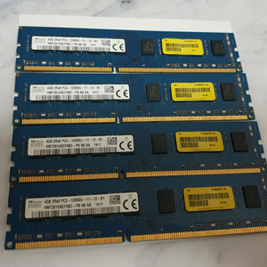 SK하이닉스 DDR3 4GB 메모리 4개 팝니다(PC3-12800) 이미지