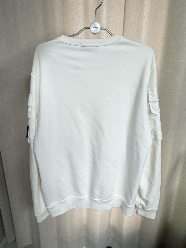 [ 23FW ] 스톤아일랜드 포켓 와펜 패치 맨투맨--2