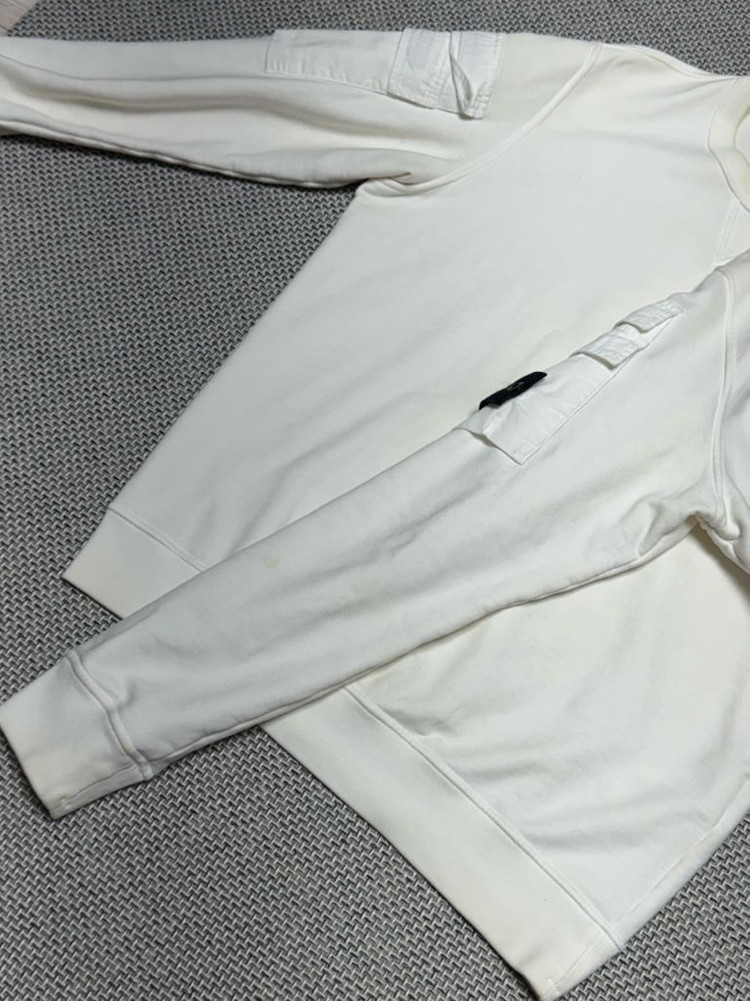 [ 23FW ] 스톤아일랜드 포켓 와펜 패치 맨투맨--5