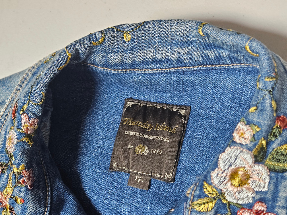 써스데이 아일랜드 플라워 자수 데님 자켓 44~55사이즈--9