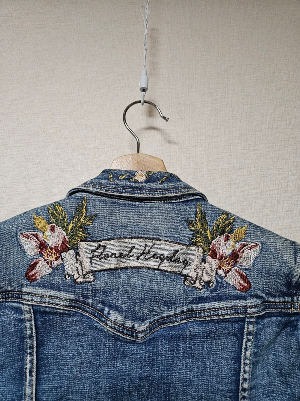 써스데이 아일랜드 플라워 자수 데님 자켓 44~55사이즈--6