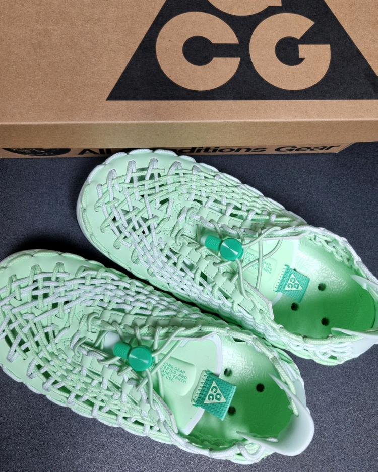 (미사용) 나이키 ACG 워터캣 아쿠아슈즈 240사이즈--1