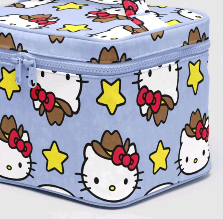 국내미출시 미국한정판 바쿠 산리오 헬로키티 웨스턴 코스메틱파우치 미개봉 새상품--1