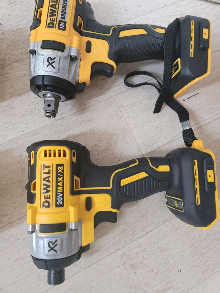 브러시리스 충전드릴, 임팩렌치 , 임팩드릴 팝니다.--1