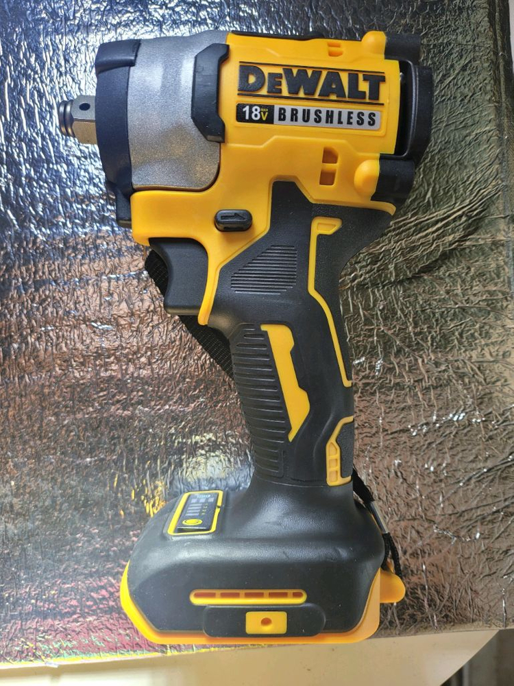 브러시리스 충전드릴, 임팩렌치 , 임팩드릴 팝니다.--2