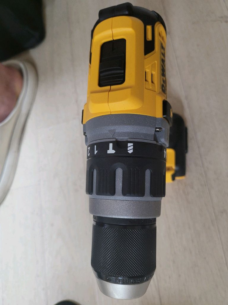 브러시리스 충전드릴, 임팩렌치 , 임팩드릴 팝니다.--6