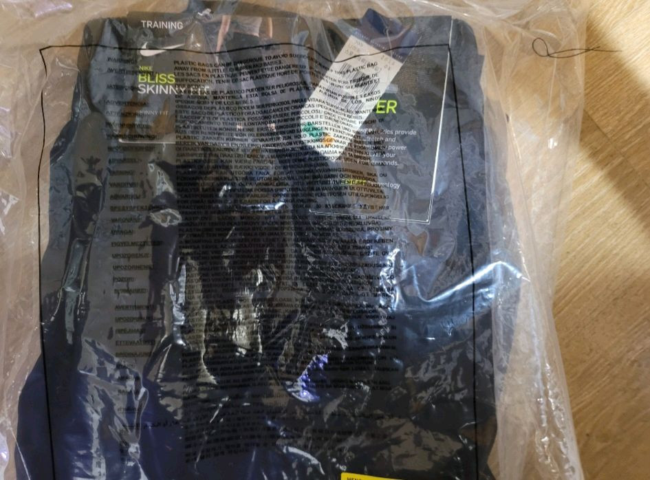 나이키 스키니 팬츠 여성 L 새상품--1