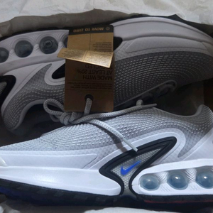 나이키 에어맥스 DN 사이즈275 새상품 팝니다