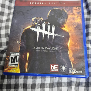 PS4 게임CD 데드바이데이라이트 팝니다 이미지