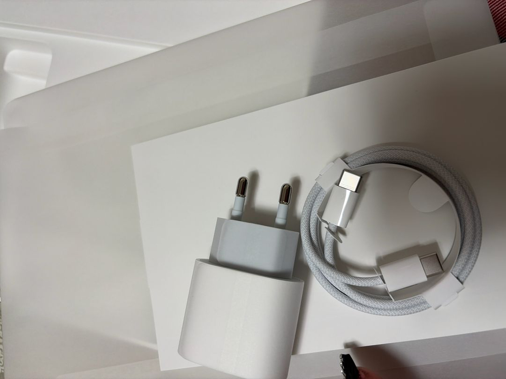 아이패드 11세대 2025 A16 실버 256G 배터리성능100% 이미지