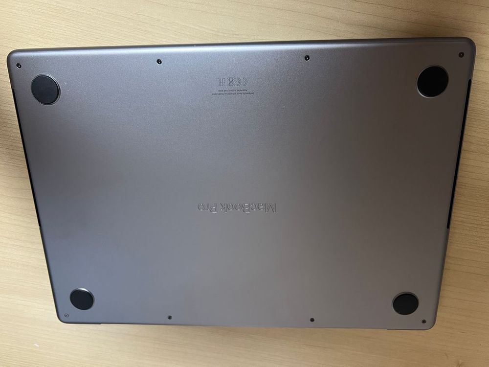 Macbook Pro m2 Pro 14 inch 512gb (애플 케어 + 보증 남아있음) 이미지