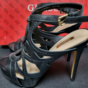 (미사용) 게스 샌들 US6.5 235사이즈