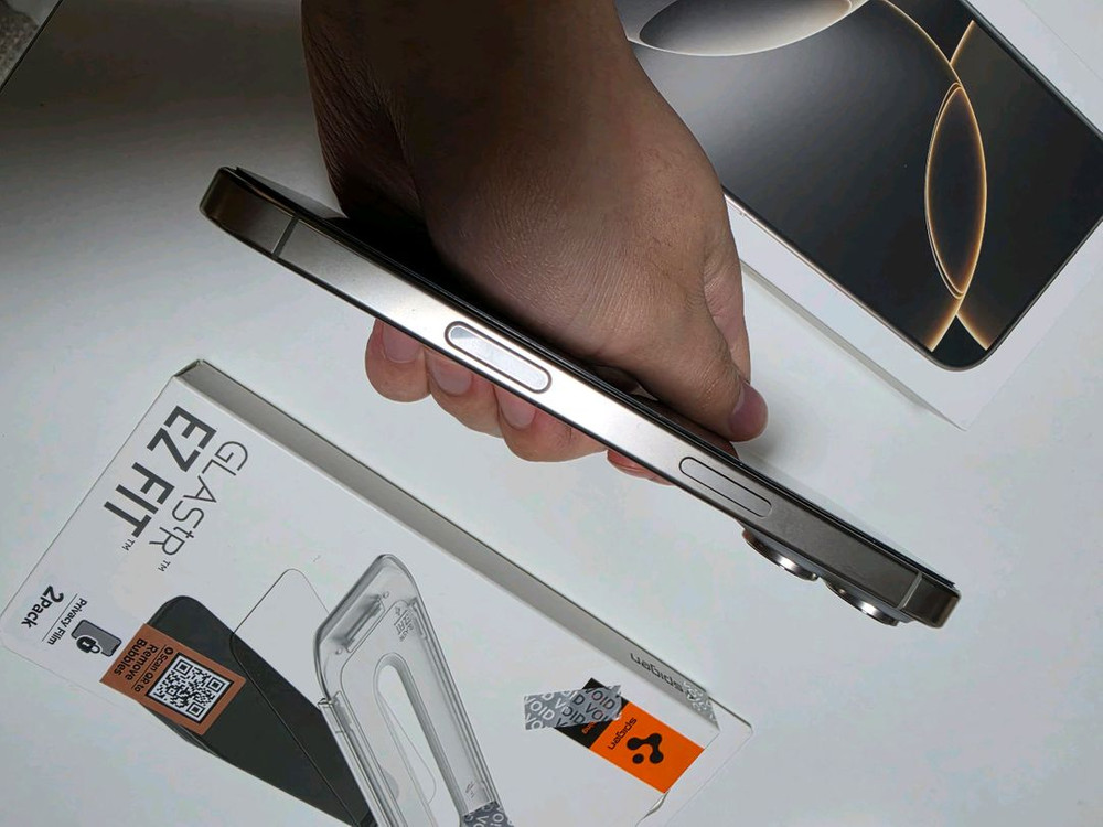 아이폰16프로256GB 네추럴 티타늄 자급제--3