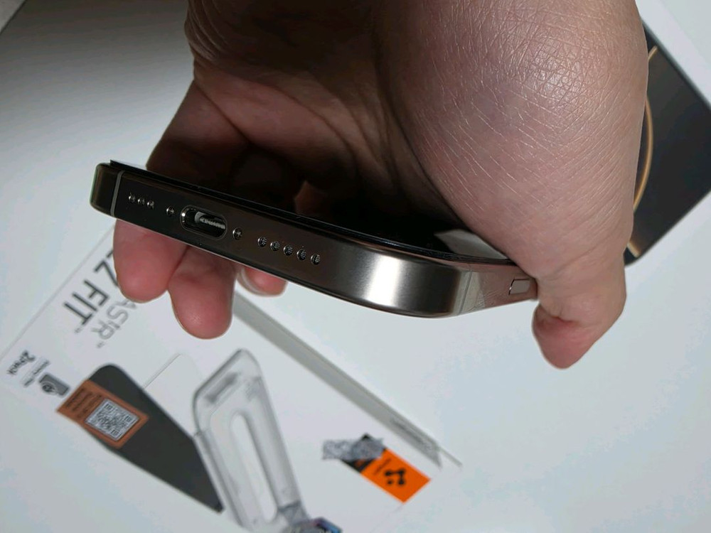 아이폰16프로256GB 네추럴 티타늄 자급제--7