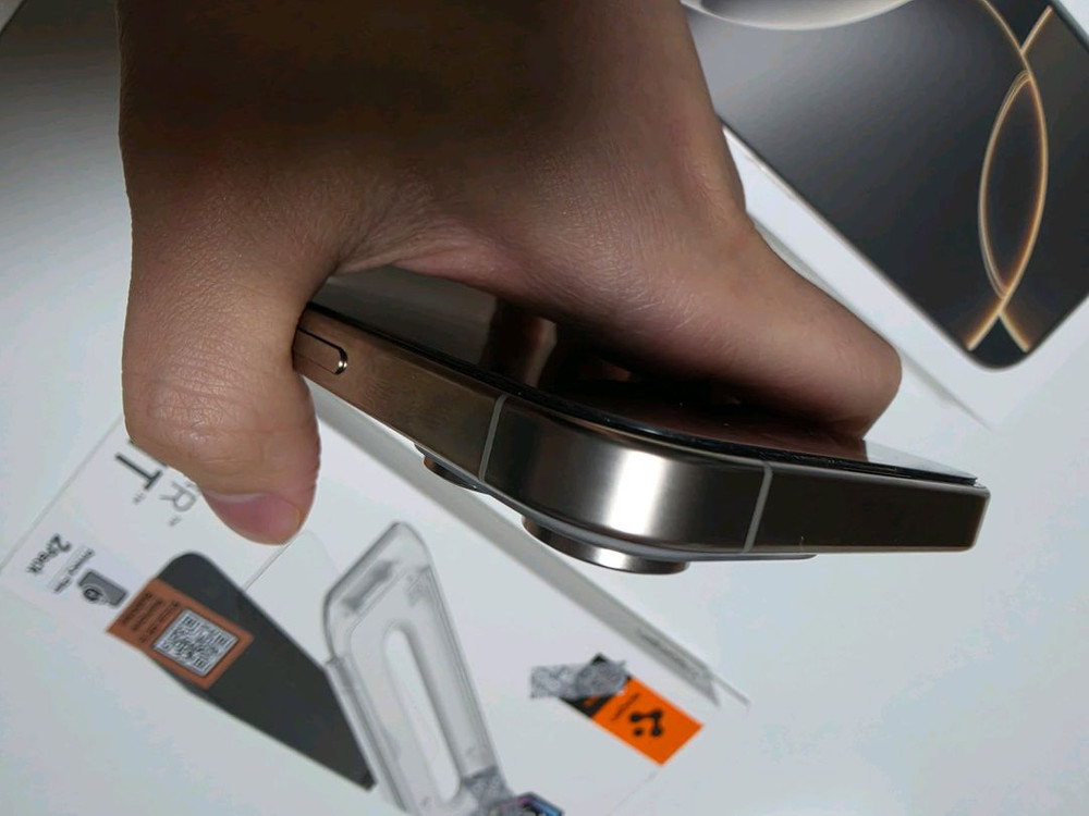 아이폰16프로256GB 네추럴 티타늄 자급제--8