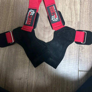 타이거 밸런스 리프팅 그립 바디리더 훅 그립 헬스 스트랩 팔아요타이거 밸런스 네이비 S사이즈 개당 25000원타이거