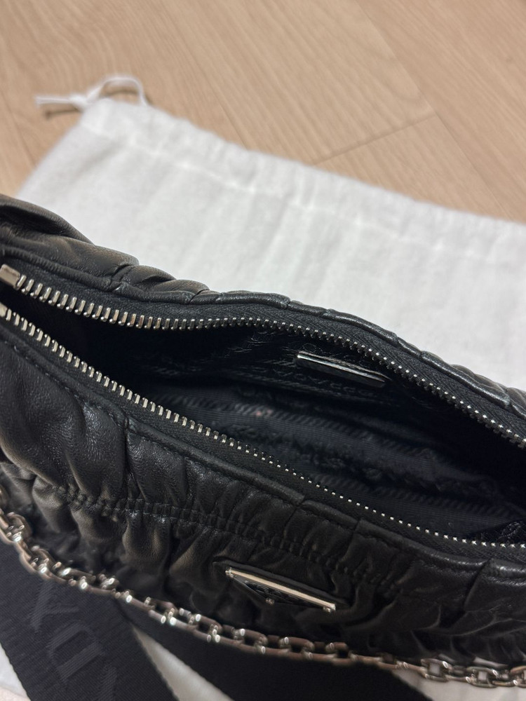 프라다 2005 리에디션 나파 고프레 호보백 *현재단종--2