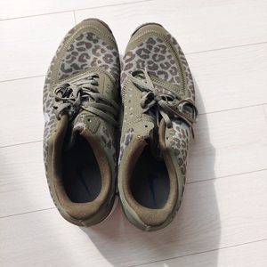 나이키 프리런 5.0 새제품(265~270)