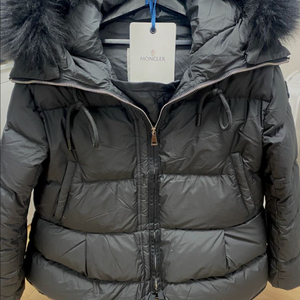 몽클레어 패딩
