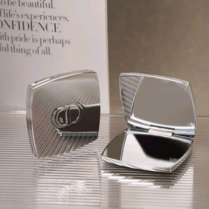 디올 미니 컴팩트 거울