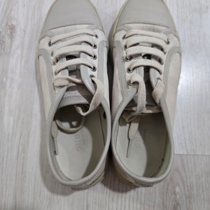 구찌 스니커즈 아이보리 팝니다