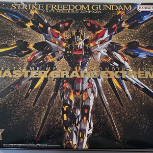 mgex 스트라에크 프리덤 팝니다.