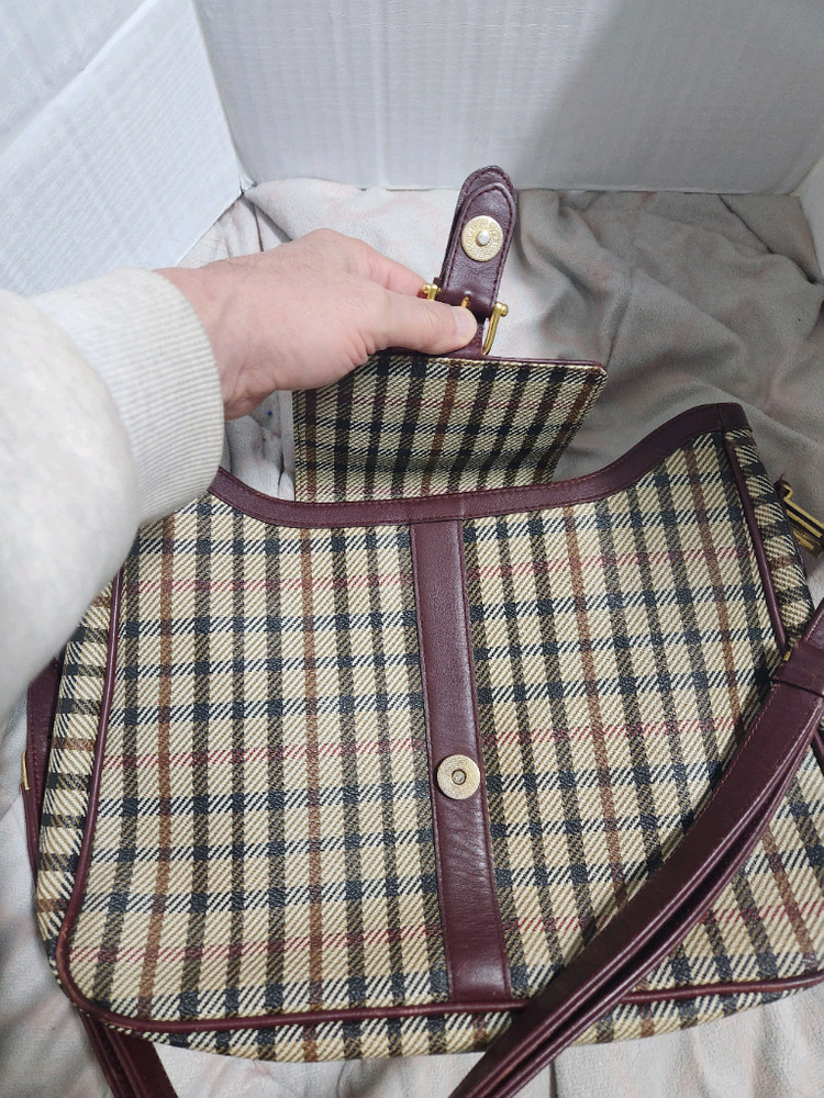 체크 패턴 숄더백 닥스--3