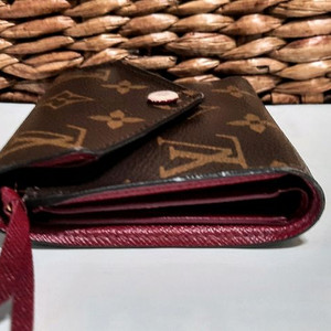 Louis Vuitton Monogram Victoriane Leather Wallet 가죽지갑 정품 남여공용3단