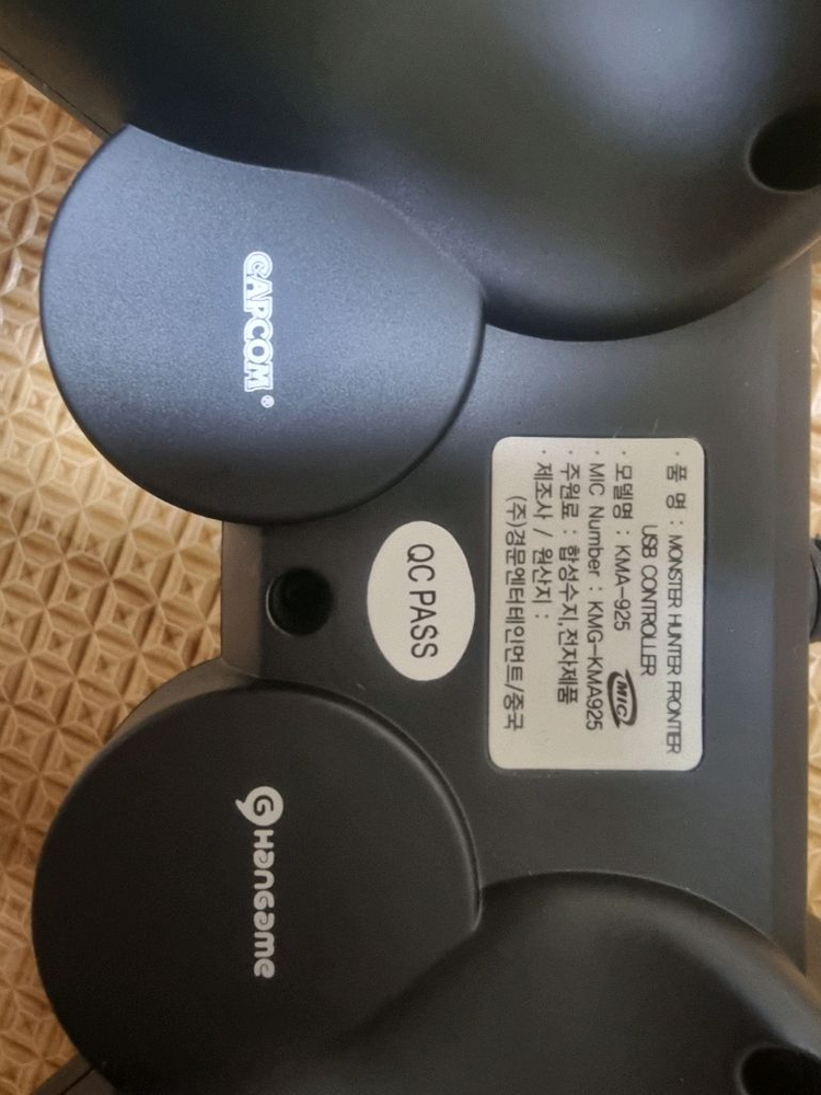 새제품 PC 게임패드--1