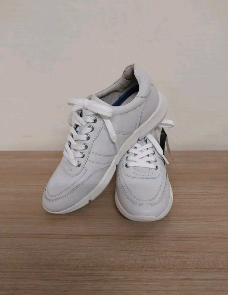 남녀공용 브루노말리 (금강제화) 캐주얼 스니커즈 (245)(새상품)--2