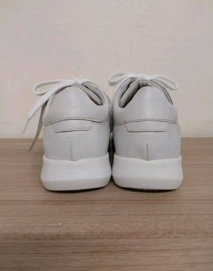 남녀공용 브루노말리 (금강제화) 캐주얼 스니커즈 (245)(새상품)--4