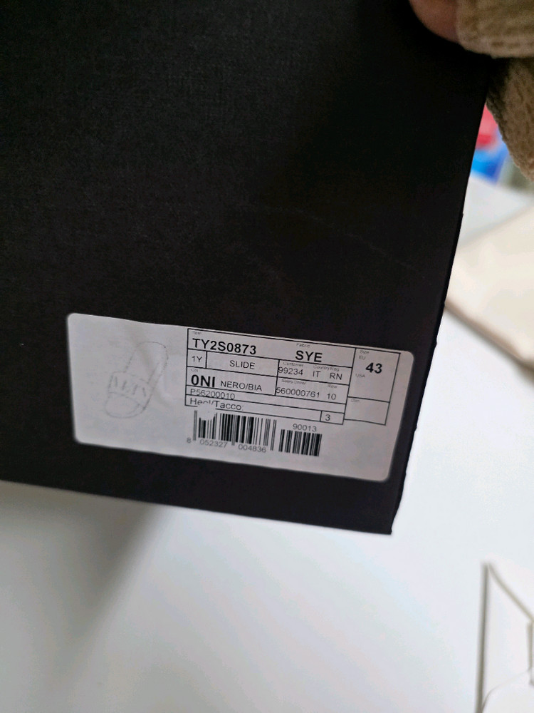 발렌티노 슬라이더 슬리퍼 미사용 신품--3