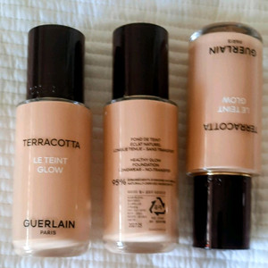 겔랑 테라코타 르 뗑 글로우 파운데이션 1N 색상