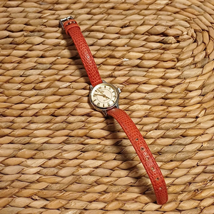 로즈몽 가죽줄 여자 손목시계