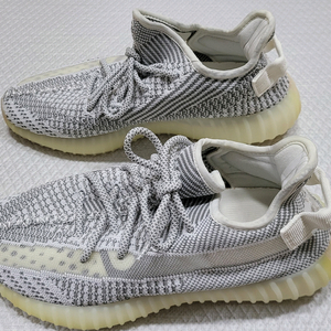 아디다스 이지 부스트 350 V2 스태틱 논리플렉티브