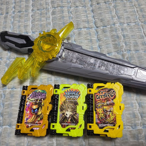 가면라이더 세이버 DX 에스파다 원더라이드북 3종 + 뇌명검 이카즈치