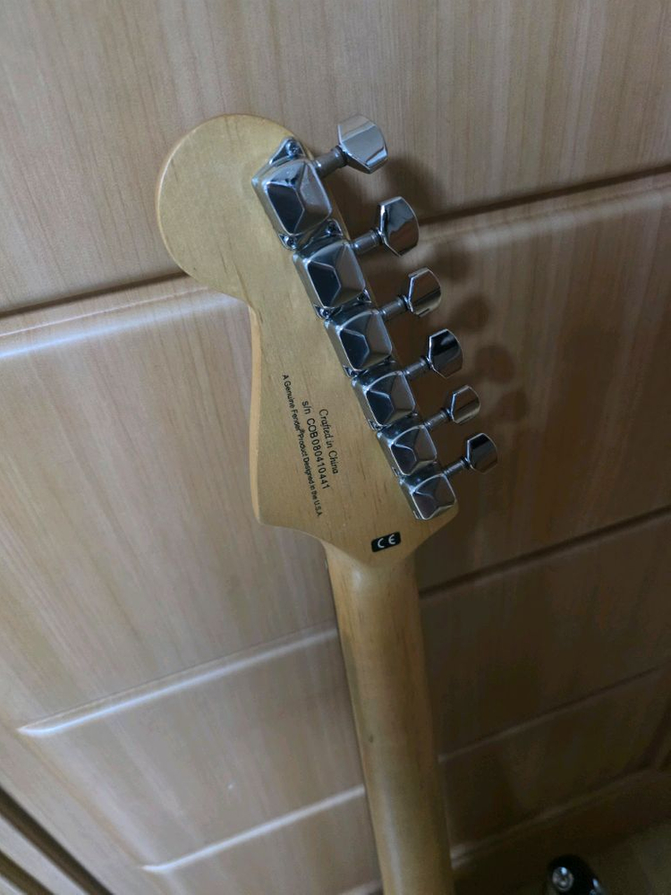 스콰이어 정품 스트랫 일렉트릭 기타--4