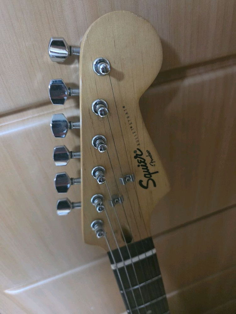 스콰이어 정품 스트랫 일렉트릭 기타--5