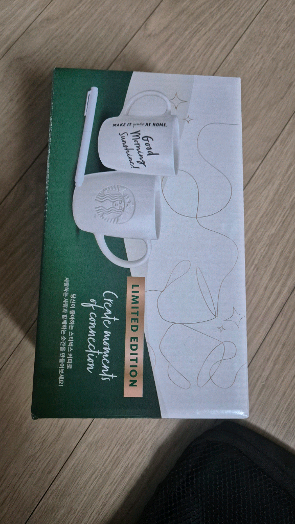 스타벅스 머그컵 화이트2개--1