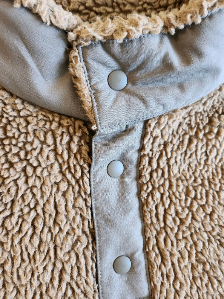 유니클로 화이트마운티니어링 카멜 플리스/후리스 반집업 자켓 L사이즈 판매--2