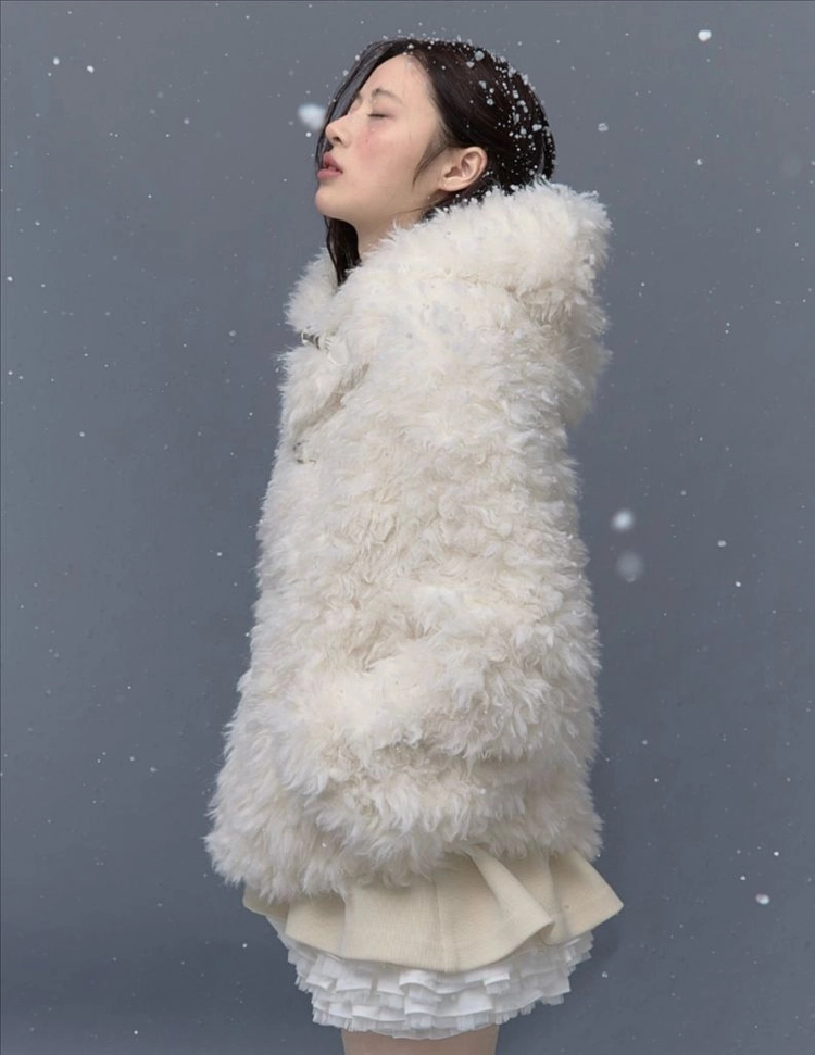 더티스 테디 후드 퍼 자켓 THETIS TEDDY HOOD FUR JACKET 아이보리 S 이미지