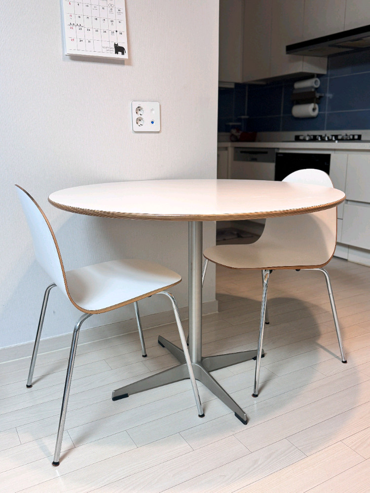 원형 다이닝테이블 의자 세트--1