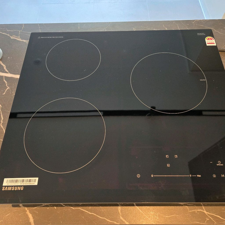 삼성 3구 인덕션 전기레인지 하이브리드 새제품입니다--4