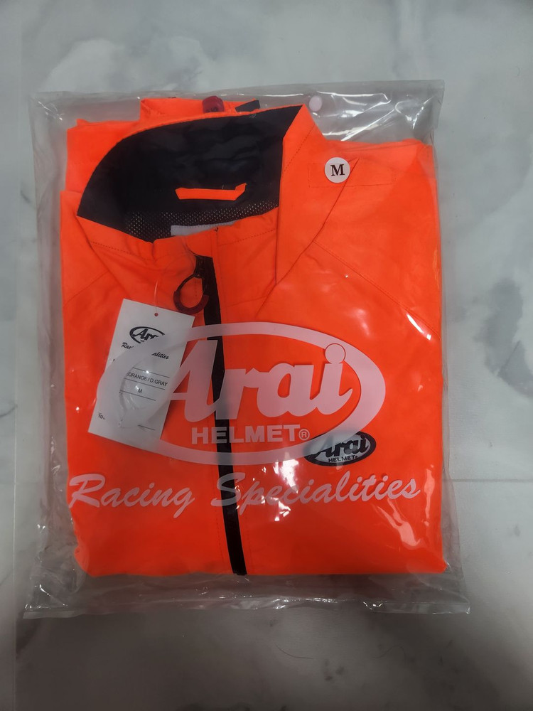 아라이 바람막이 L 새상품 판매합니다.--2